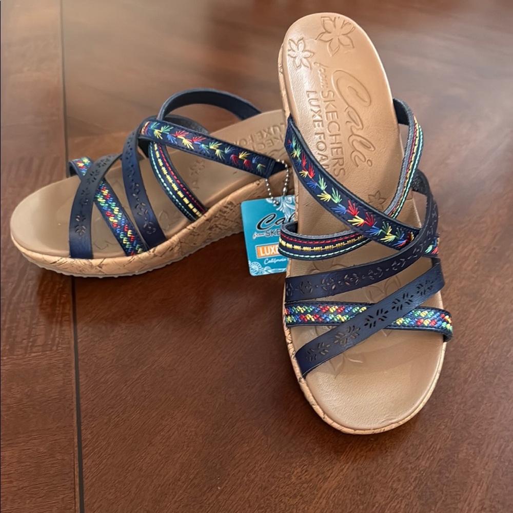 COPY - NWT Cali from Sketchers Navy and Multicolor Wedge Sandals